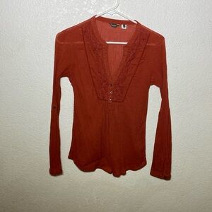Eddie Bauer size XS women’s long sleeve blouse